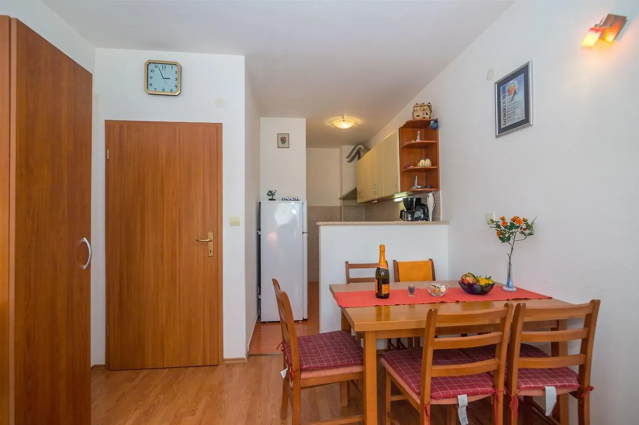 Apartment Danijela Kastela